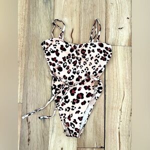 Adore Me Animal Leopard Print High Cut One Piece Swimsuit M